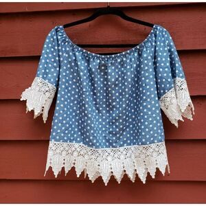 Active USA Off shoulders blue white polka dot lace trim top Large nwt
